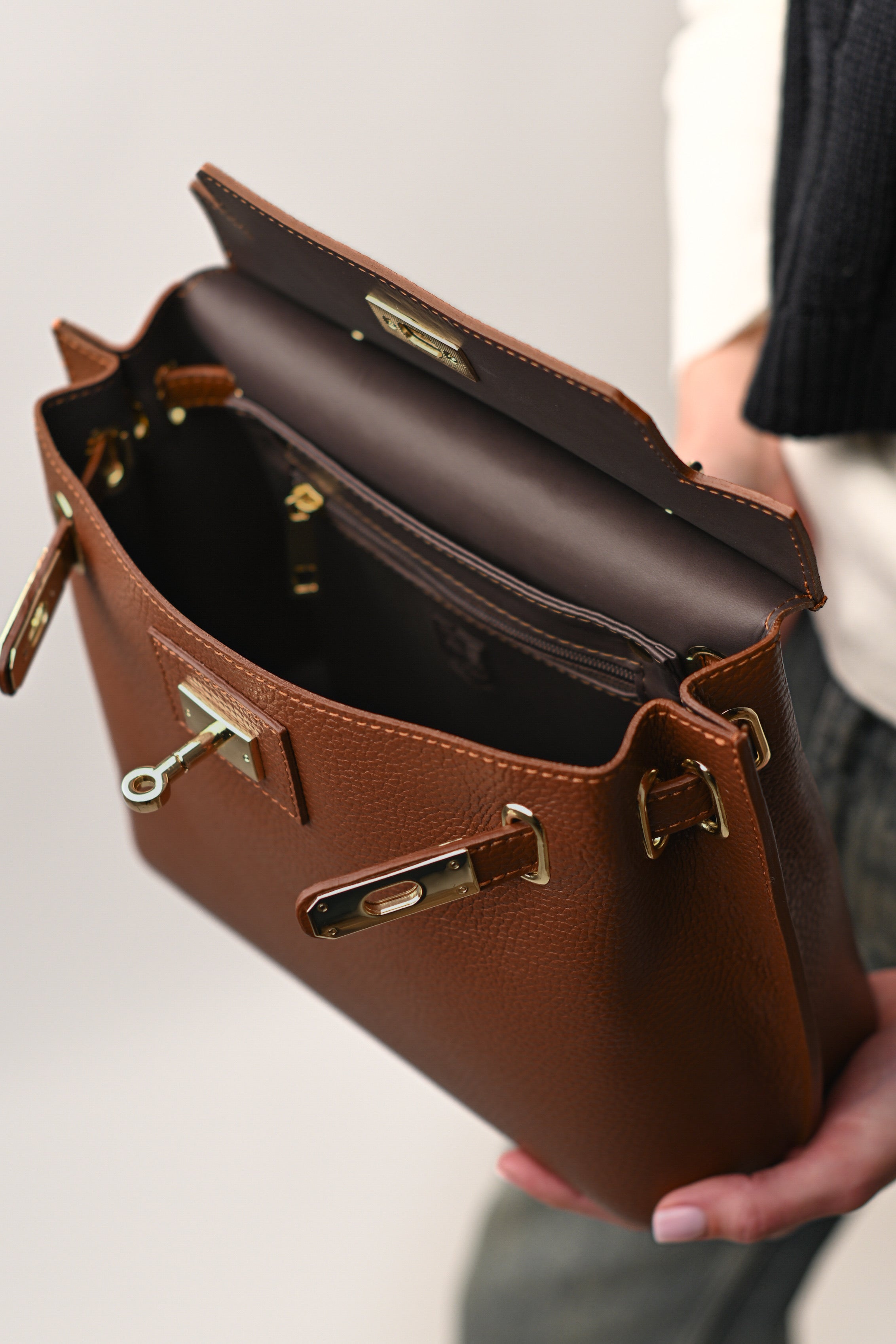 MIA MARO, ACCESORII AURII, PIELE NATURALĂ